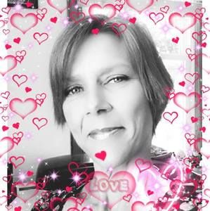 Meet your Posher, Angie